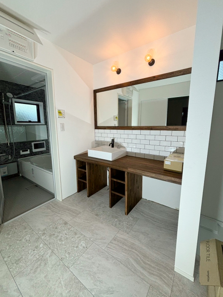 福生市福生　新築戸建の写真