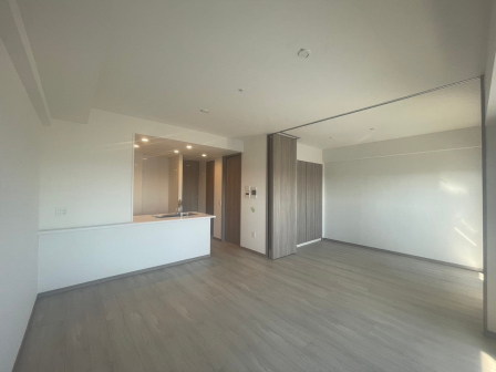 サングレイドル小作1006号室の写真